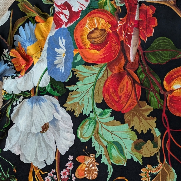 Silk Rose Garden Print Blouse - Picture 8 of 11